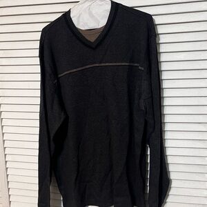 long sleeve men's sweater size L
